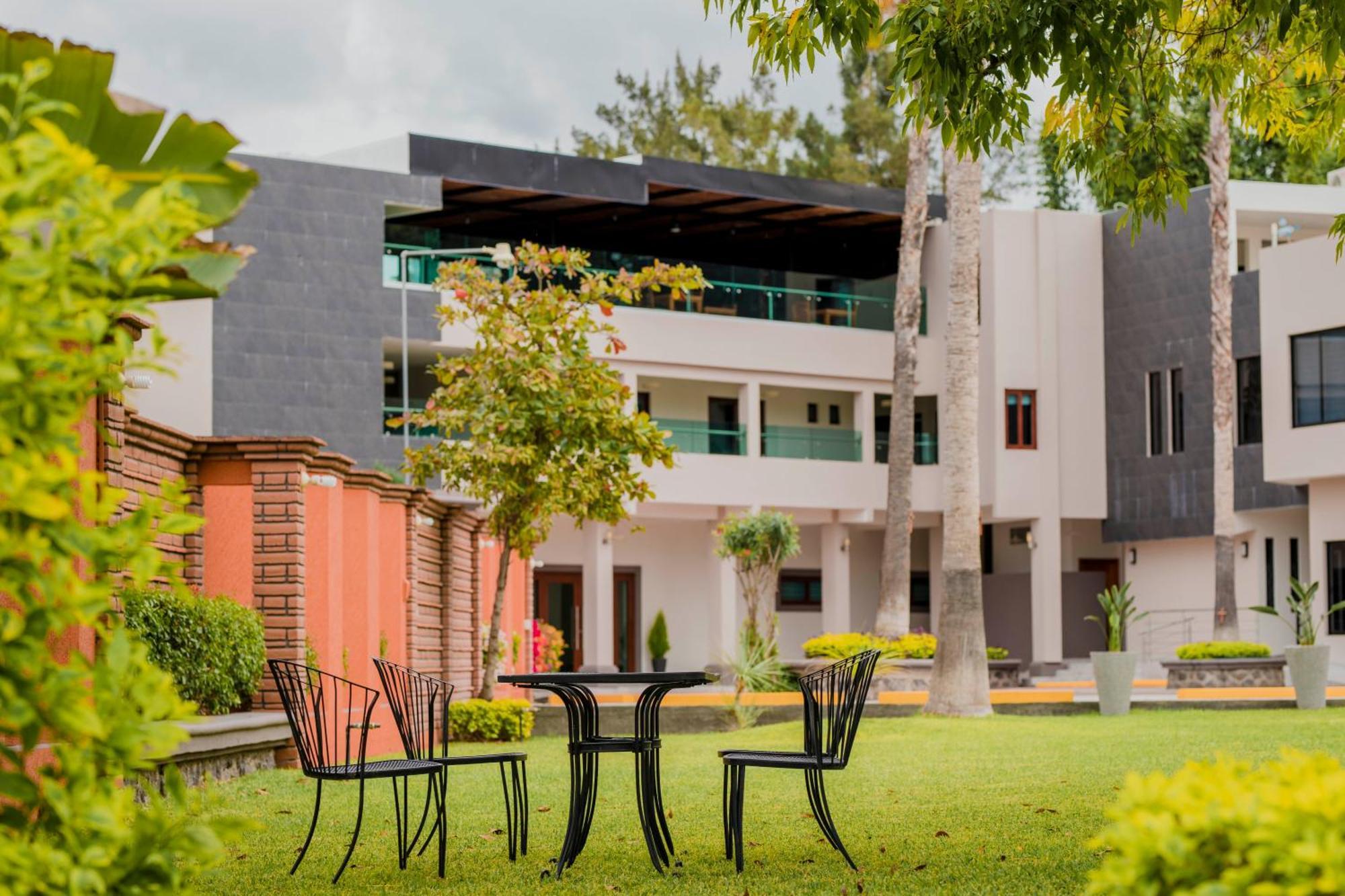 Hotel La Querencia Rio Verde Exterior photo